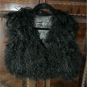 Adrienne Landau cropped lamb vest